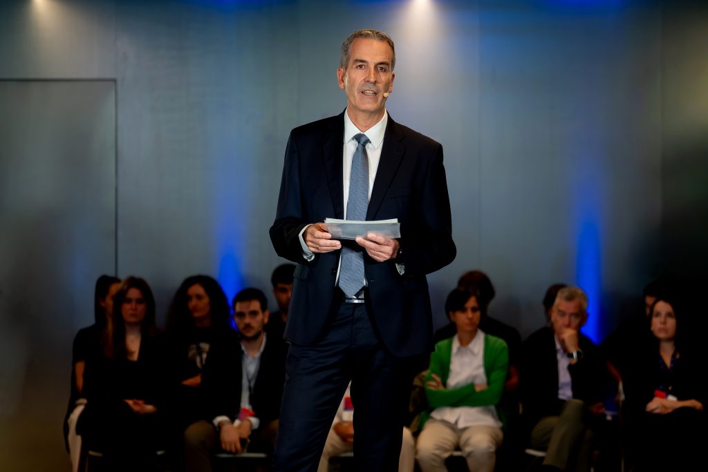 54902921002 6b2ae4d53b o